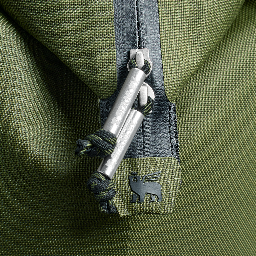 Leak-Proof Insulated The All Day Julienne Mini Cooler D052R - Compact All-Weather Soft-Sided Cooler Backpack Detail