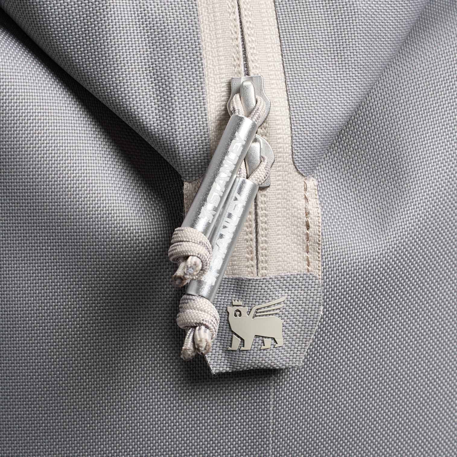 Leak-Proof Insulated The All Day Julienne Mini Cooler D052R - Compact All-Weather Soft-Sided Cooler Backpack Detail