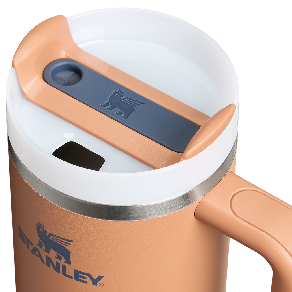 Double-Wall Vacuum The Quencher H2.0 Flowstate Tumbler | Stanley Create D331C - FlowState 3-Position Lid Insulated Travel Mug Detail