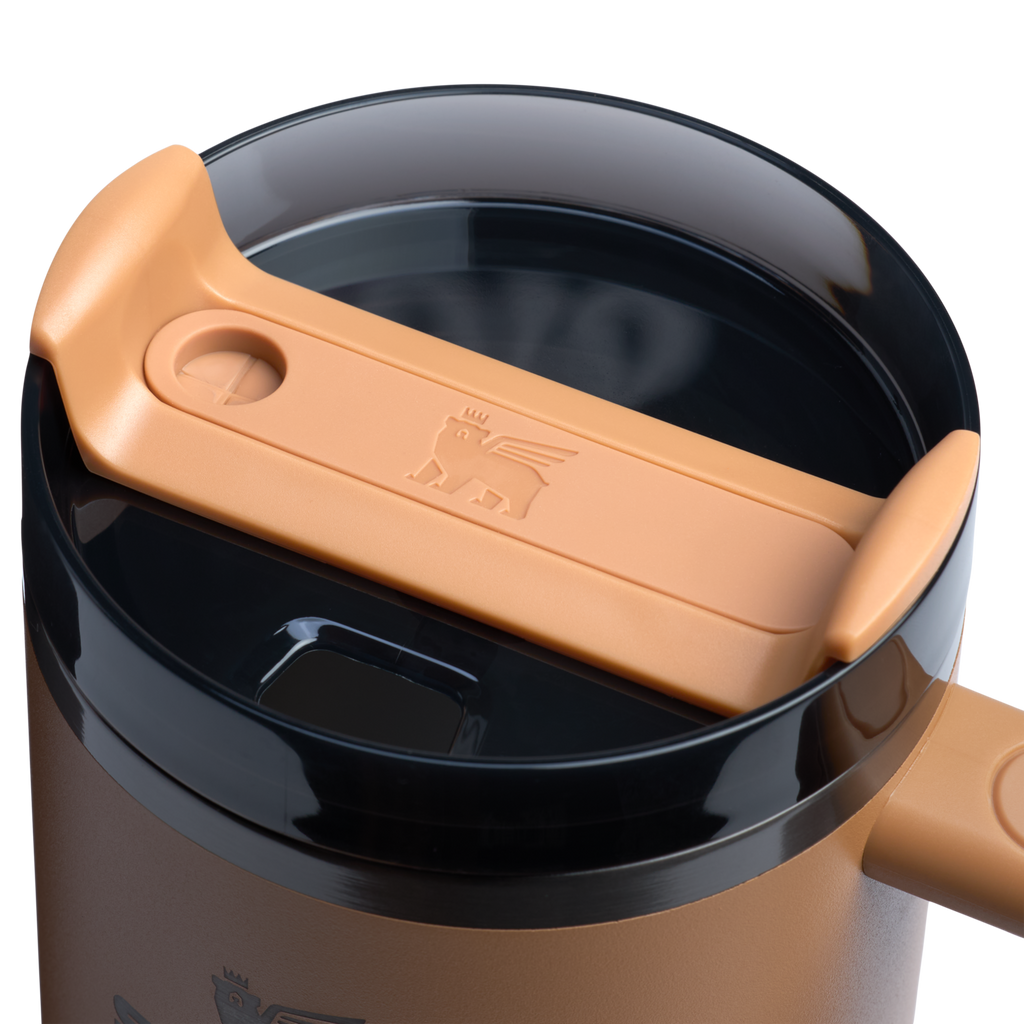 Double-Wall Vacuum The Quencher H2.0 Flowstate Tumbler  | Stanley Create D332L - 40oz Large Capacity Car-Cup Friendly Quencher Detail