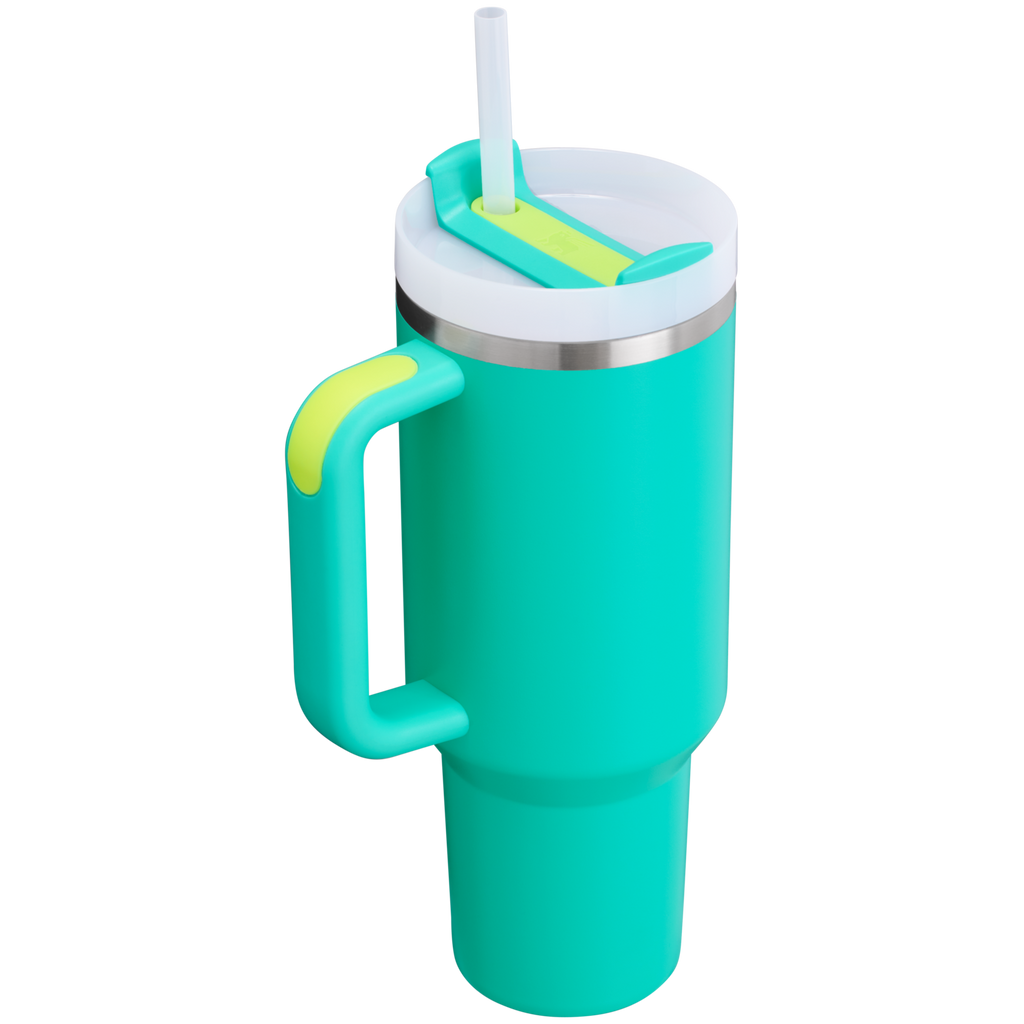 Double-Wall Vacuum The Quencher H2.0 Flowstate Tumbler  | Stanley Create D332L - 40oz Large Capacity Car-Cup Friendly Quencher Detail